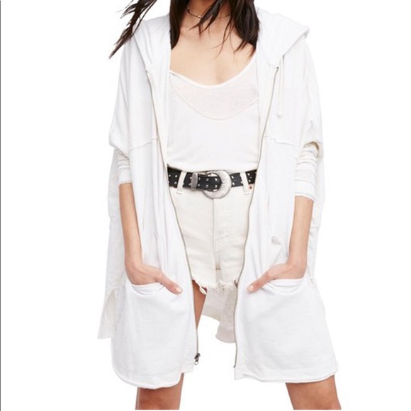 Free People Sweaters - FREE PEOPLE NWOT Oversized Sweatshirt Cardigan